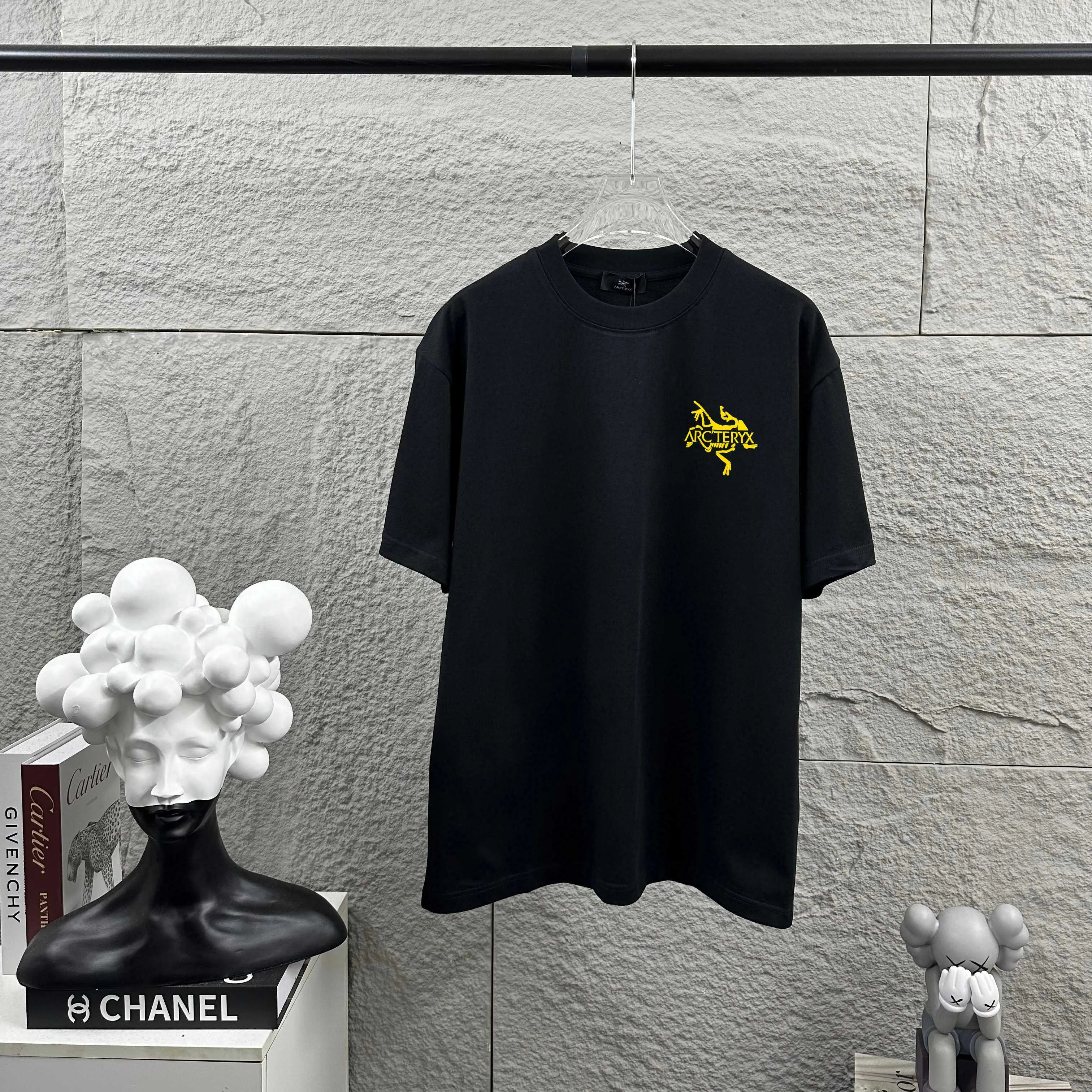 ARC'TERYX* * 2026 New Arrival Classic T Same Style ：Black White Size： S （90-130 ） M （120-150 ） L （140-165 ） XL （160-180 ） XXL （180 ）